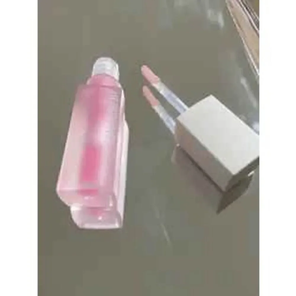 Hydrating Moisturizing Unisex Lip Gloss Natural Finish